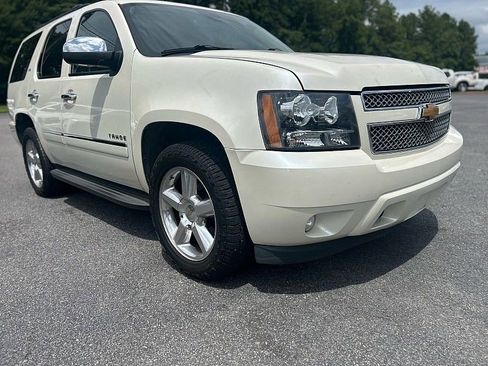 Used 2012 Chevrolet Tahoe LTZ image 4