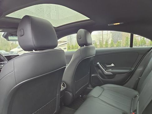 Used 2023 Mercedes-Benz CLA 250 4MATIC image 30