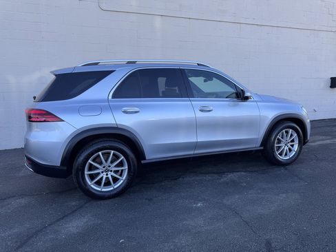 Used 2024 Mercedes-Benz GLE 450e 4MATIC image 5