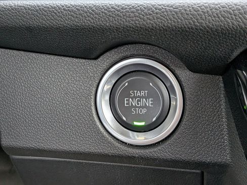 Used 2024 Chevrolet Traverse LS FWD image 26