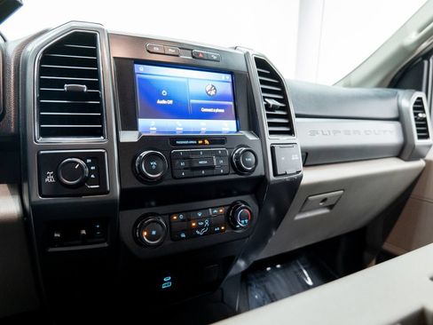 Used 2021 Ford F350 XLT w/ XLT Value Package AWD/4WD image 45