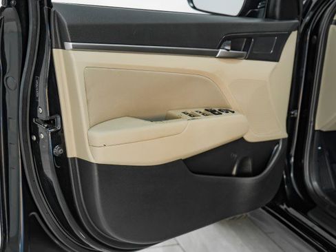 Used 2020 Hyundai Elantra Value Edition image 39