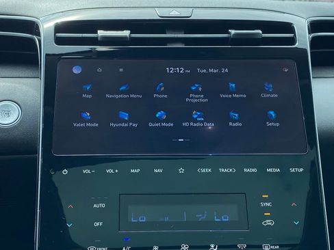 Used 2022 Hyundai Tucson Limited image 16