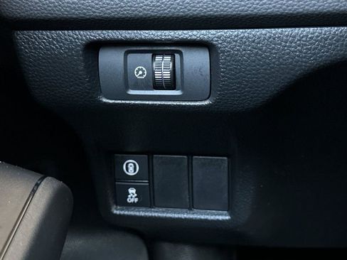 Certified 2023 Honda Civic EX image 29