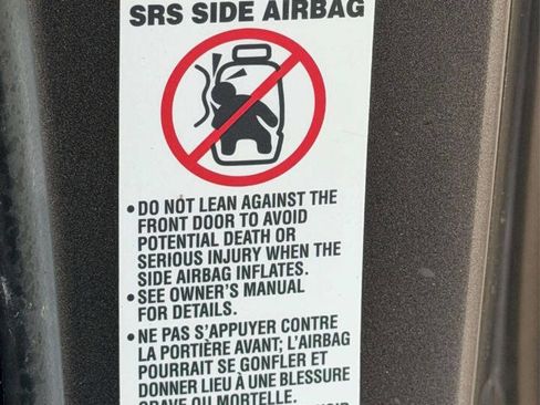 Used 2013 Toyota Sienna LE image 18