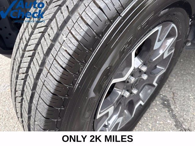 Used 2024 Jeep Wrangler Unlimited Sahara AWD/4WD image 6