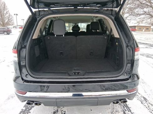 Used 2023 Lincoln Aviator AWD w/ Class IV Trailer Tow Package image 5