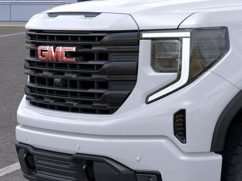 Used 2026 GMC Sierra 1500 Elevation AWD/4WD image 16