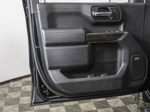 Used 2021 Chevrolet Silverado 1500 LT Trail Boss w/ Convenience Package II AWD/4WD image 38