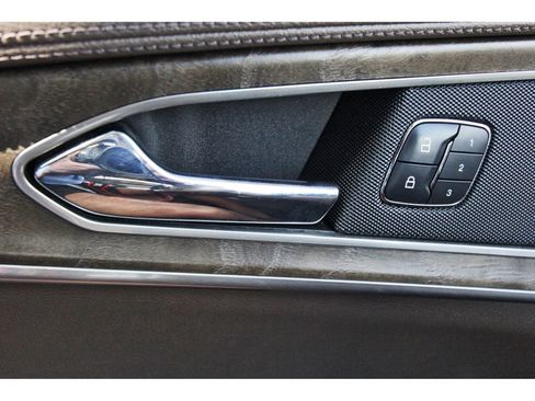 Used 2017 Lincoln MKX Reserve w/ Lincoln MKX Climate Package FWD image 22