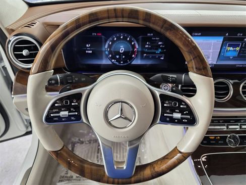 Used 2019 Mercedes-Benz E 450 E 450 image 18