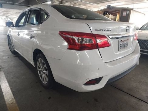 Used 2018 Nissan Sentra SV FWD image 3