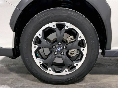 Used 2023 Subaru Crosstrek 2.0i Premium AWD/4WD image 10
