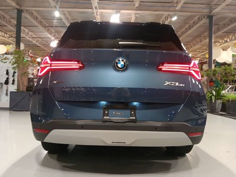 Used 2025 BMW X3 xDrive30i w/ Premium Package AWD/4WD image 12