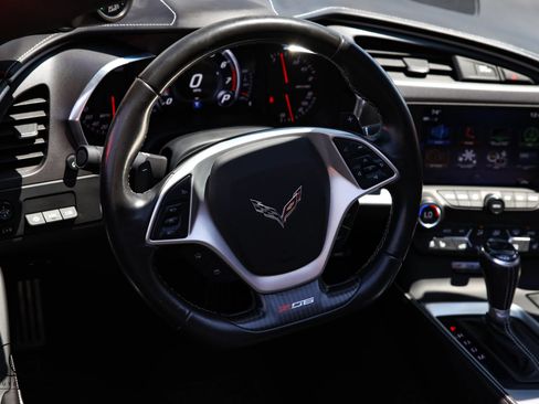 Used 2019 Chevrolet Corvette Z06 RWD image 28