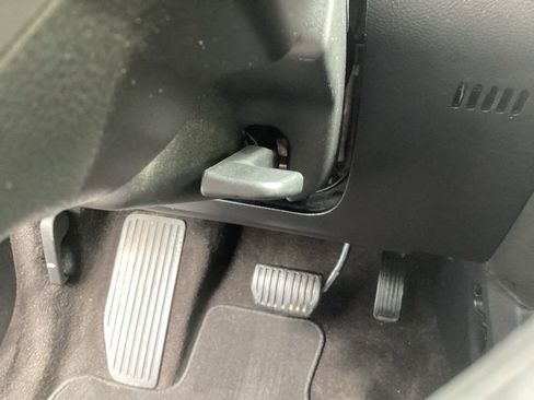 Used 2020 Ford Fusion SE FWD image 58