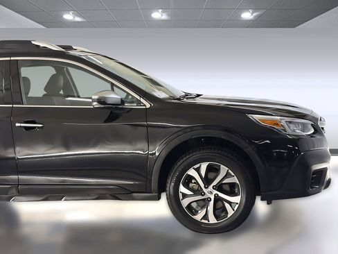 Used 2022 Subaru Outback Touring XT AWD/4WD image 36