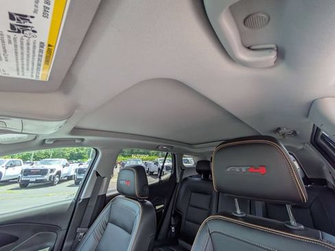 Certified 2024 GMC Terrain AT4 w/ Infotainment Package II AWD/4WD image 28