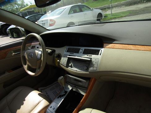Used 2006 Toyota Avalon Limited image 34