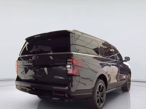 Certified 2024 Ford Expedition Max Limited AWD/4WD image 3