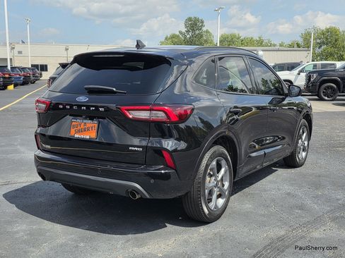Used 2023 Ford Escape ST-Line w/ Tech Pack #1 AWD/4WD image 10