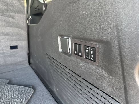 Used 2023 GMC Yukon XL Denali AWD/4WD image 20
