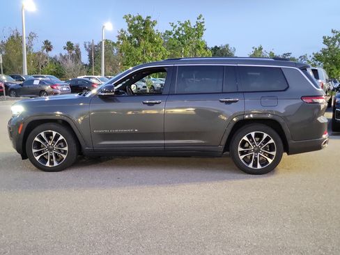 Used 2023 Jeep Grand Cherokee L Overland image 5