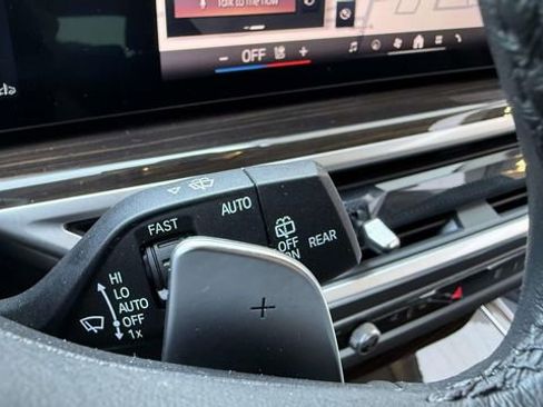 Used 2024 BMW X7 xDrive40i w/ Executive Package AWD/4WD image 42