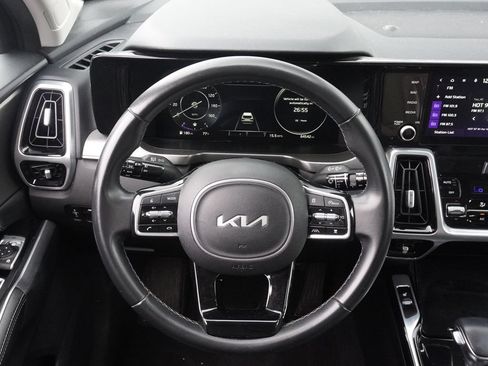 Used 2023 Kia Sorento SX FWD image 47