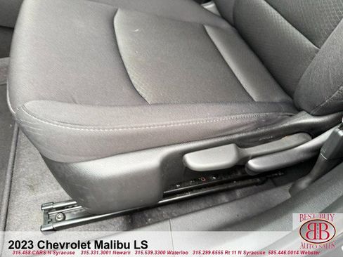 Used 2023 Chevrolet Malibu LS FWD image 14