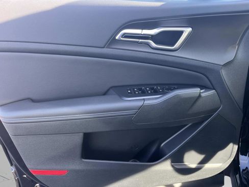 New 2026 Kia Sportage EX w/ EX Panorama Roof Package image 22