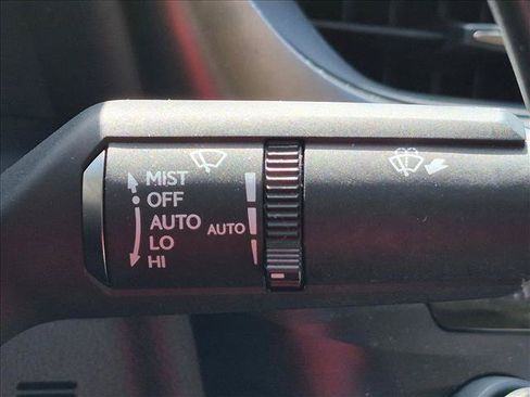 Used 2019 Lexus ES 300h w/ Accessory Package 2 FWD image 11