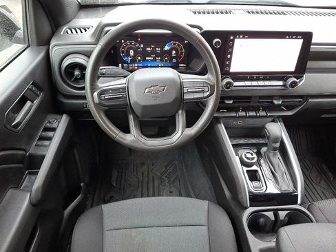 Used 2024 Chevrolet Colorado Trail Boss w/ Advanced Trailering Package AWD/4WD image 11