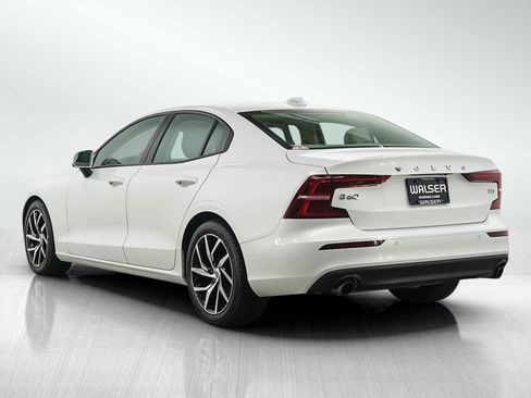 Used 2020 Volvo S60 T5 Momentum w/ Protection Package Premier FWD image 3