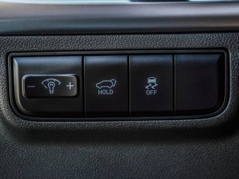 Certified 2025 Hyundai Tucson SEL FWD image 24