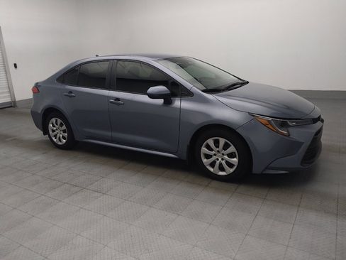 Used 2025 Toyota Corolla LE FWD image 11