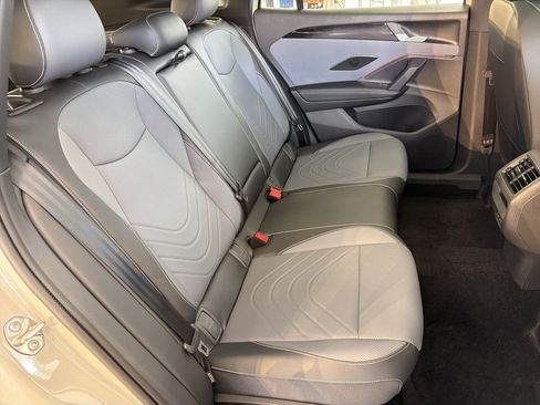 New 2026 Volkswagen Tiguan SE R-Line FWD image 29