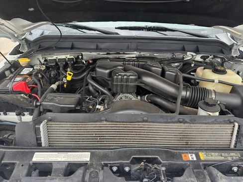 Used 2015 Ford F250 Lariat w/ Lariat Ultimate Package AWD/4WD image 36