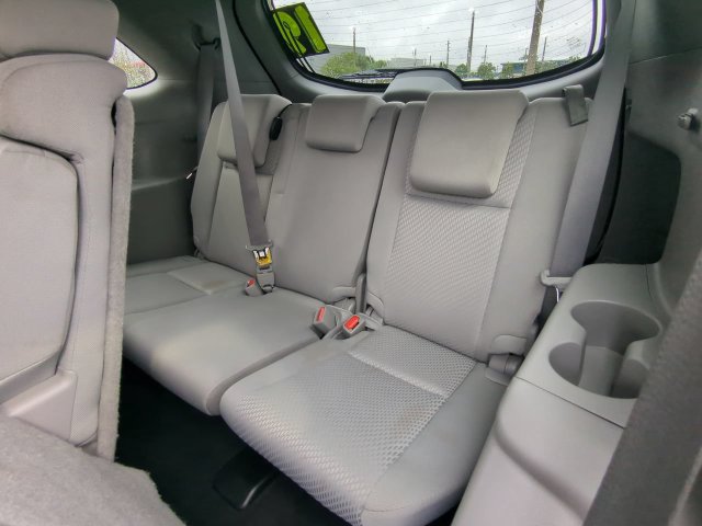 Used 2019 Toyota Highlander LE FWD image 15
