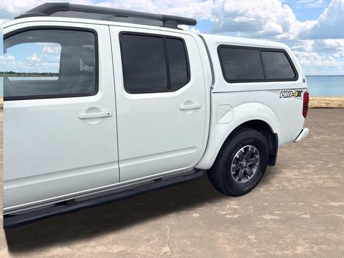 Used 2017 Nissan Frontier PRO-4X w/ Pro-4x Luxury Package AWD/4WD image 5