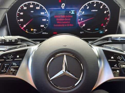Used 2026 Mercedes-Benz GLC 300 4MATIC image 20