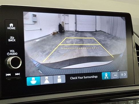 Used 2026 Honda Odyssey Touring image 18
