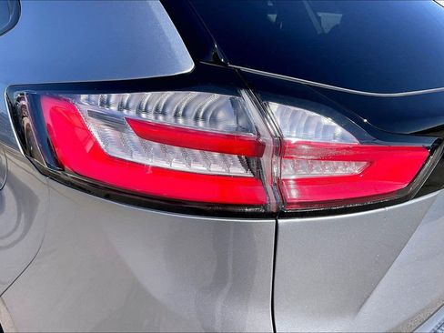 Certified 2022 Ford Edge SE image 20