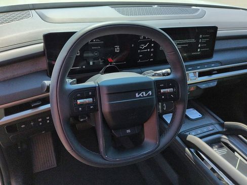 New 2027 Kia Telluride S image 9