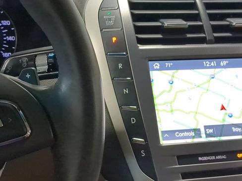 Used 2019 Lincoln MKZ Reserve w/ Reserve Plus Package FWD image 39