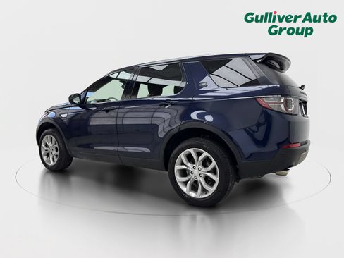 Used 2019 Land Rover Discovery Sport AWD/4WD image 4