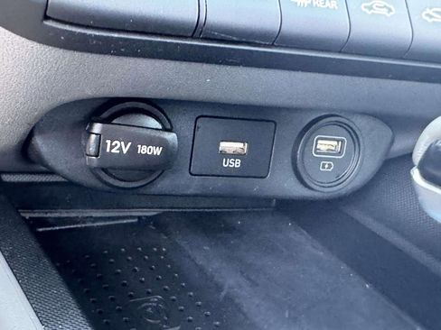Certified 2023 Hyundai Elantra SEL w/ Convenience Package FWD image 25