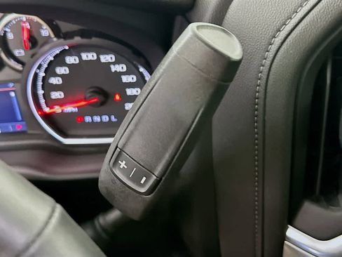 Used 2022 Chevrolet Silverado 2500 LTZ w/ LTZ Plus Package AWD/4WD image 19