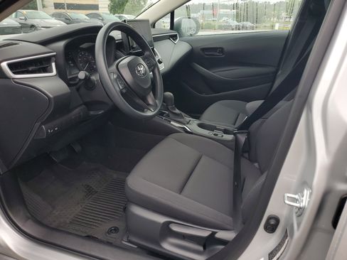 Certified 2025 Toyota Corolla LE FWD image 15
