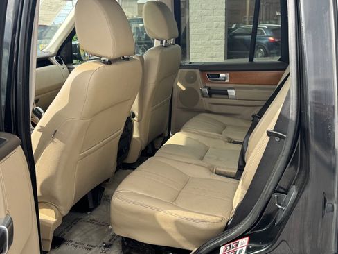 Used 2013 Land Rover LR4 HSE image 16